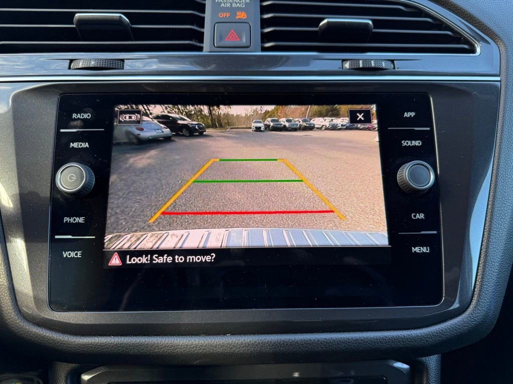 Used 2023 Volkswagen Tiguan SE image 20