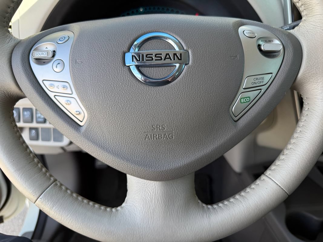 Used 2015 Nissan Leaf SV w/ LED & Quick Charge Package FWD image 28
