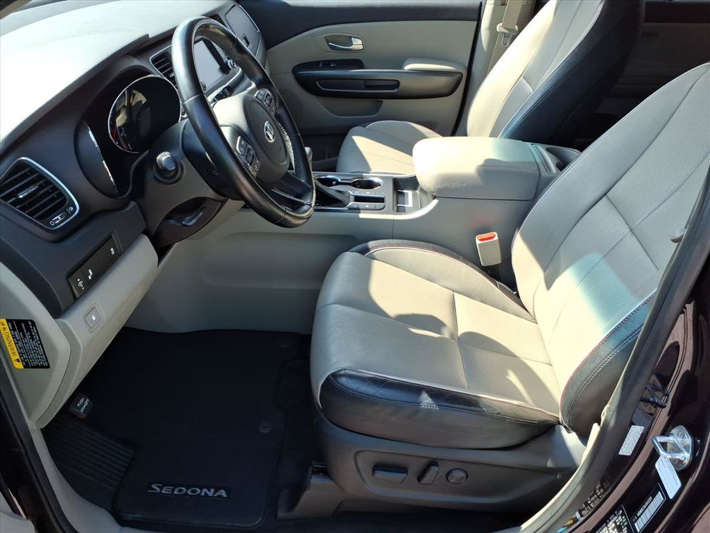 Used 2020 Kia Sedona EX FWD image 12
