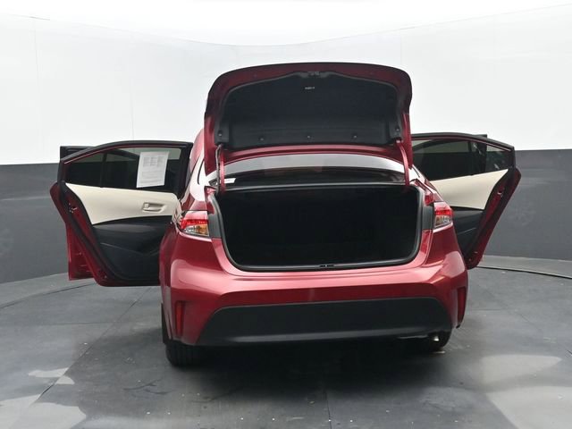Used 2025 Toyota Corolla LE image 35