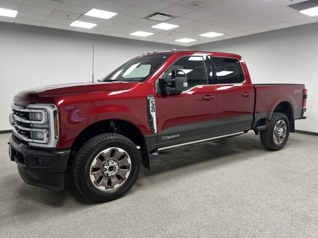 Used 2025 Ford F350 King Ranch w/ FX4 Off-Road Package image 5