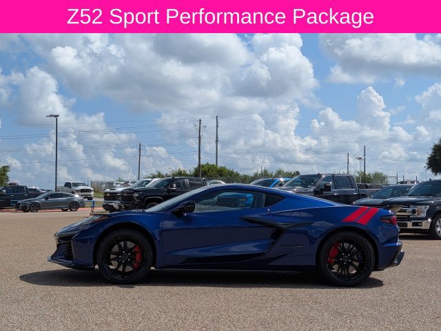 New 2027 Chevrolet Corvette Grand Sport w/ Z52 Sport Performance Package RWD image 7