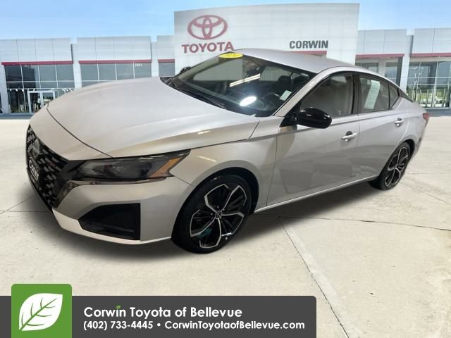 Used 2024 Nissan Altima 2.5 SR image 7