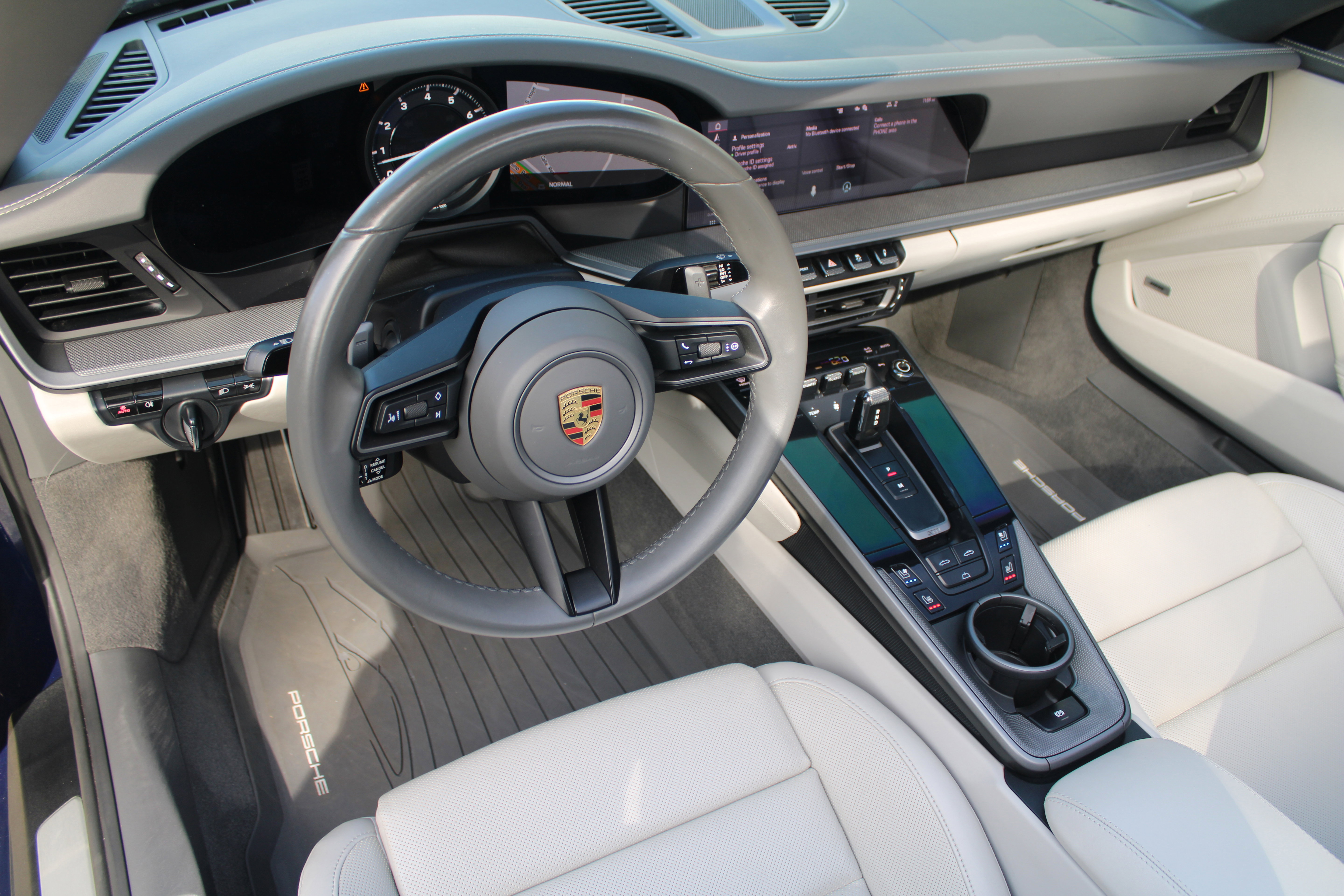 Certified 2021 Porsche 911 Carrera image 4