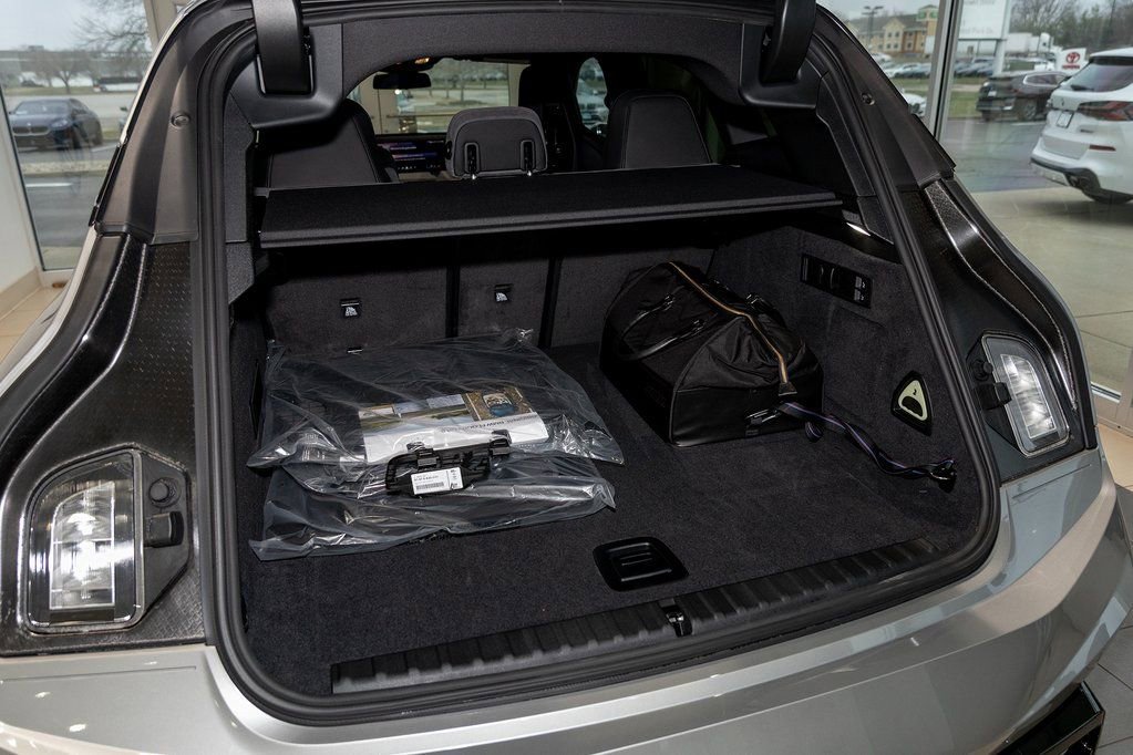 Used 2026 BMW iX xDrive60 w/ M Sport Package image 11