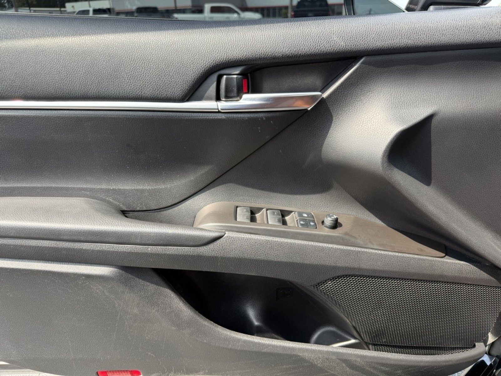 Used 2022 Toyota Camry SE w/ Convenience Package FWD image 33