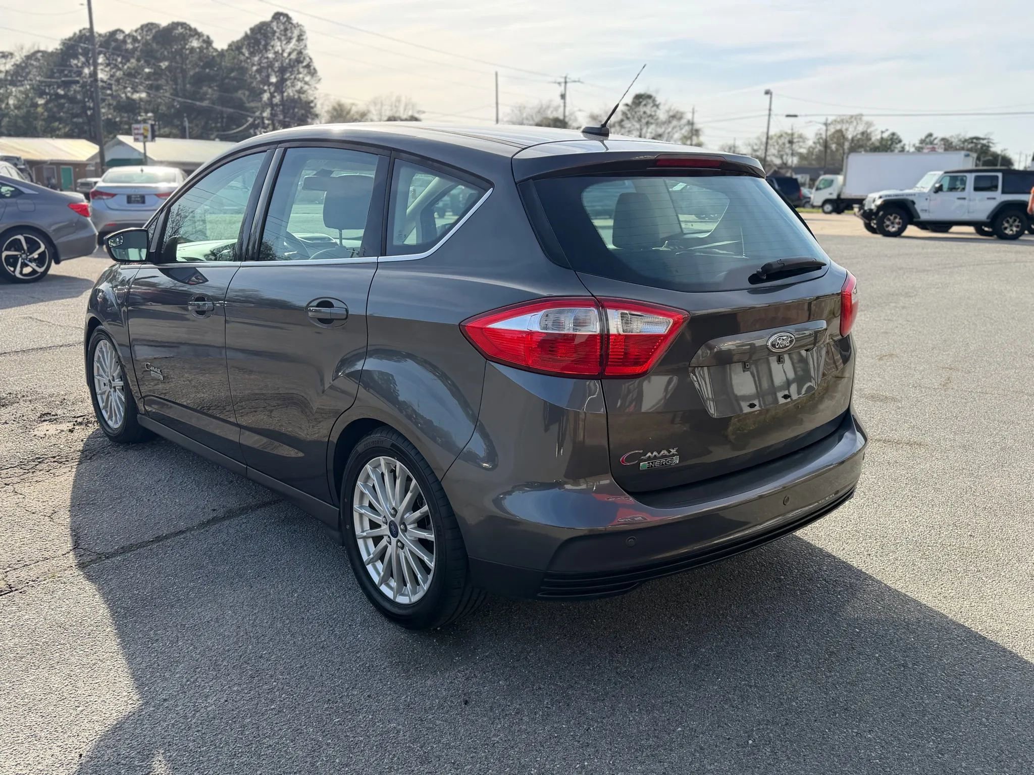 Used 2016 Ford C-MAX Energi SEL w/ Equipment Group 302A image 8