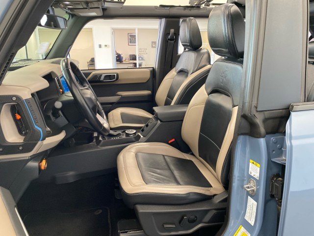 Certified 2023 Ford Bronco Wildtrak AWD/4WD image 16
