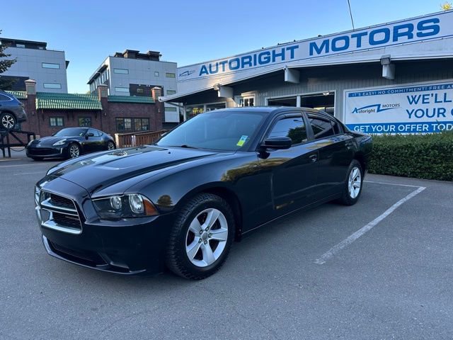 Used 2014 Dodge Charger SE w/ Connectivity Group RWD image 1