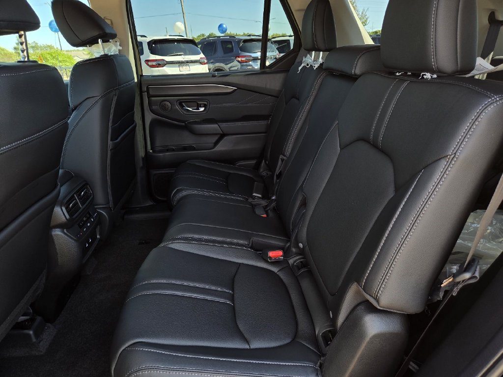 New 2026 Honda Pilot Touring image 20