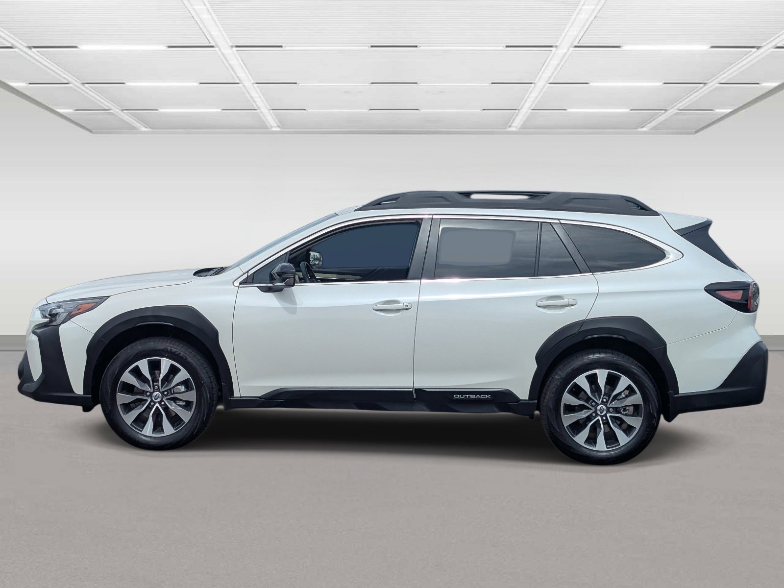 Certified 2025 Subaru Outback Limited AWD/4WD image 2