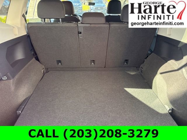 Used 2024 Volkswagen Tiguan S image 11