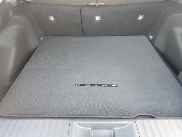 Used 2024 Toyota Prius Limited w/ Limited Premium Package FWD image 32