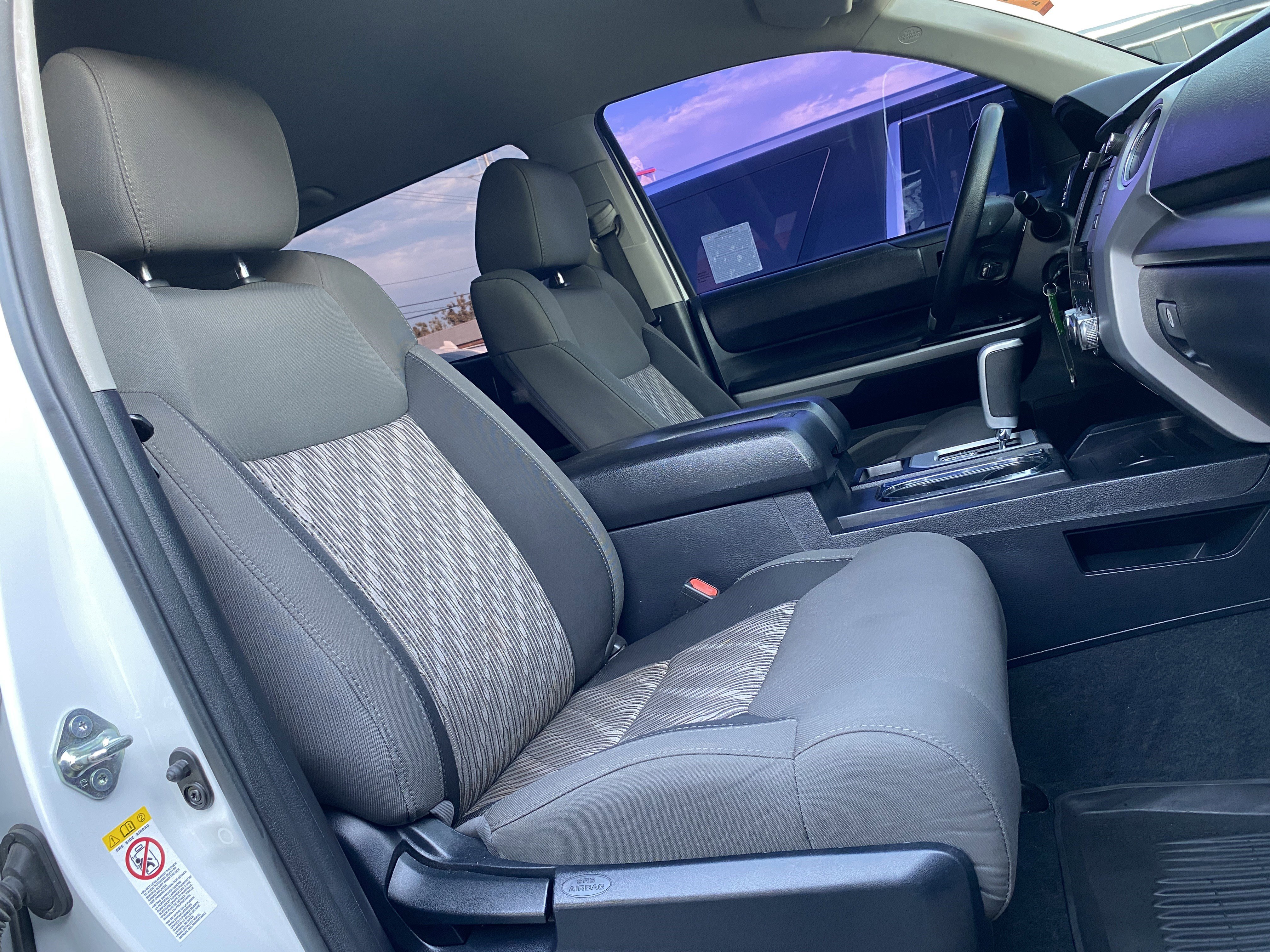 Used 2018 Toyota Tundra SR5 w/ SR5 Upgrade Package image 20