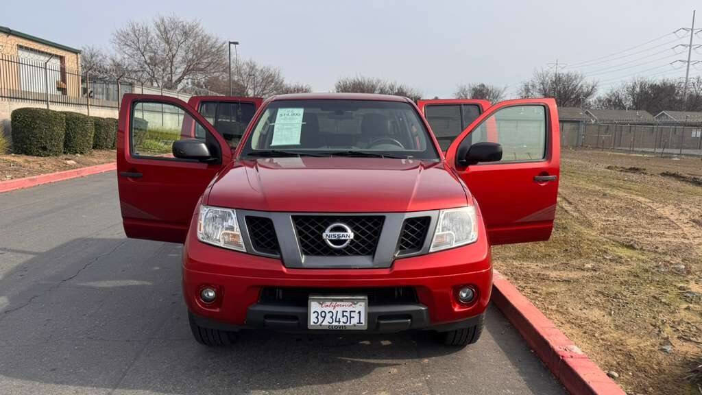 Used 2012 Nissan Frontier SV w/ Sport Appearance Pkg image 14