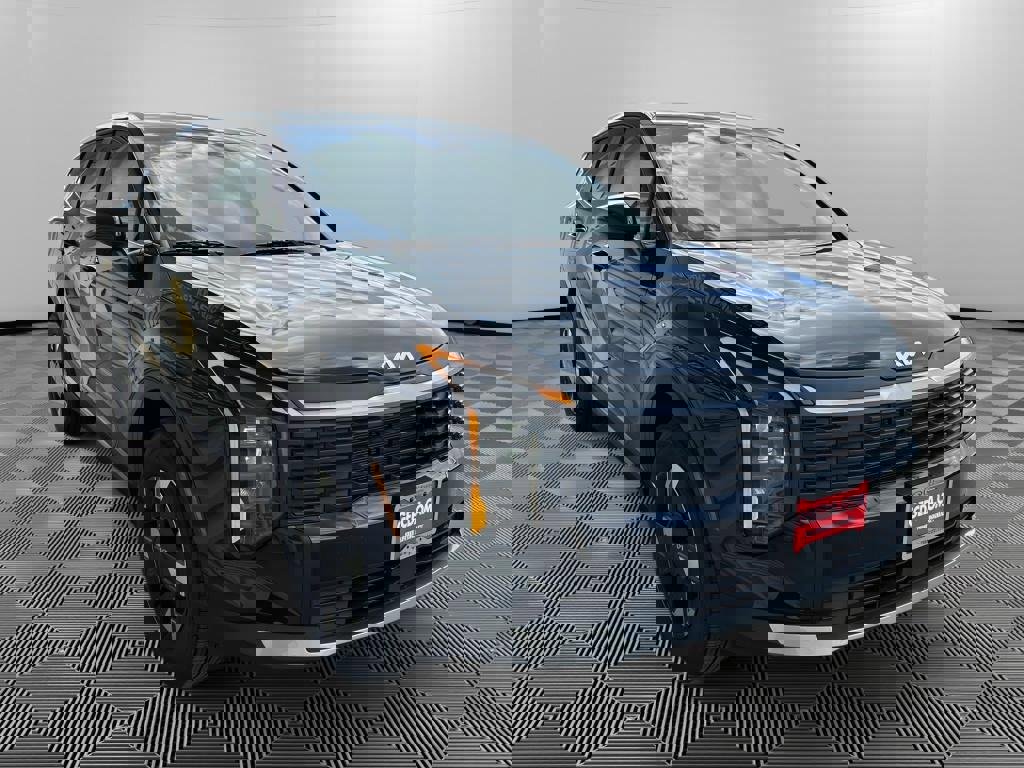 New 2026 Kia Sportage LX image 3