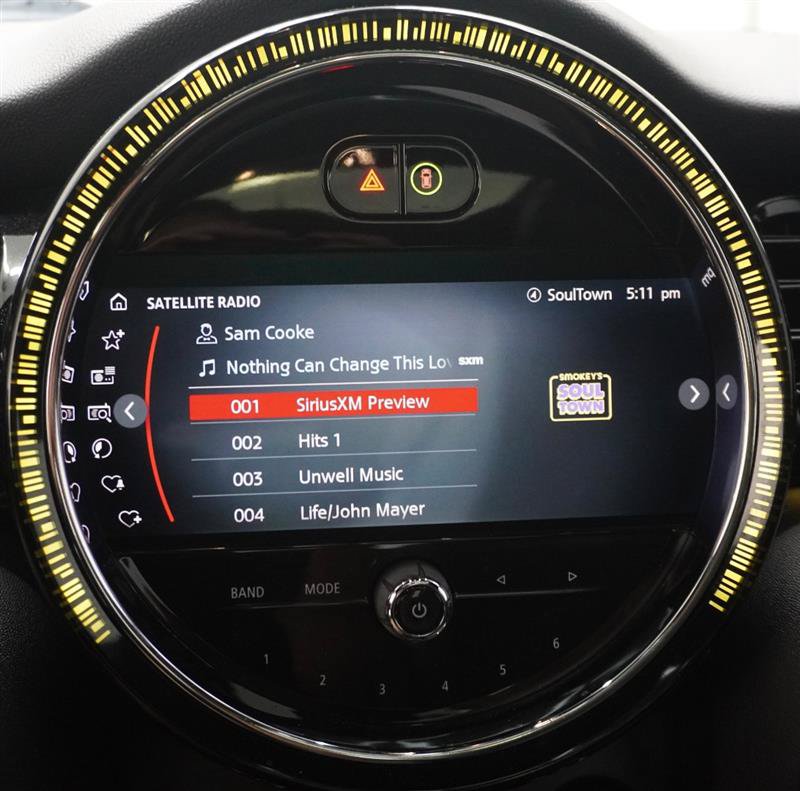 Used 2022 MINI Cooper 4-Door Hardtop FWD image 15