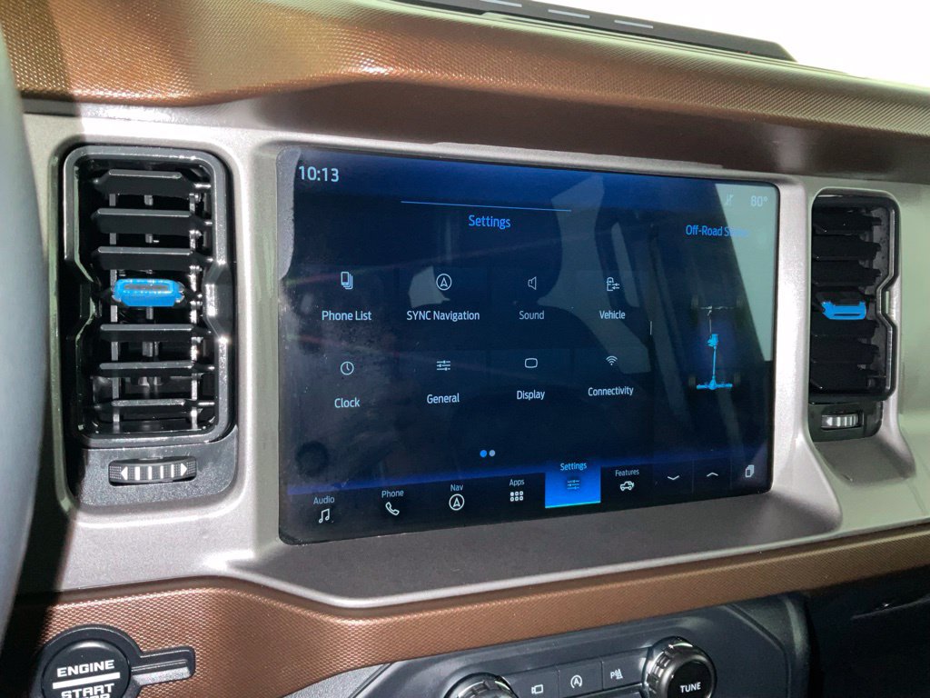 Used 2023 Ford Bronco Outer Banks w/ Sasquatch Package AWD/4WD image 21