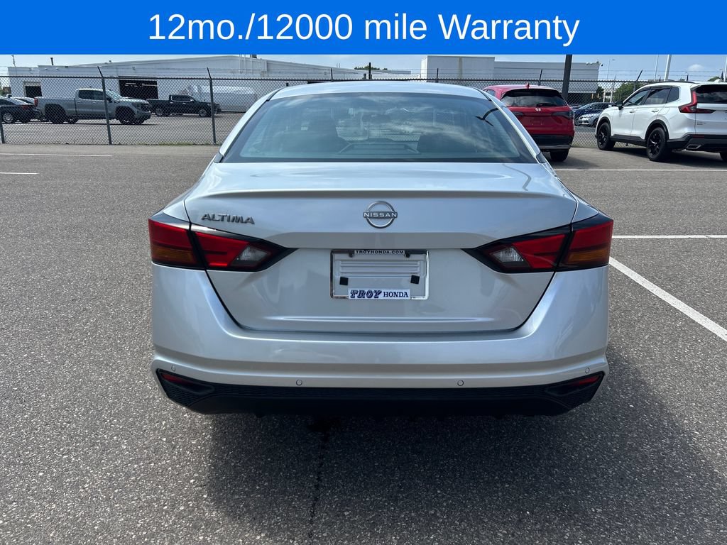 Used 2024 Nissan Altima 2.5 S FWD image 7