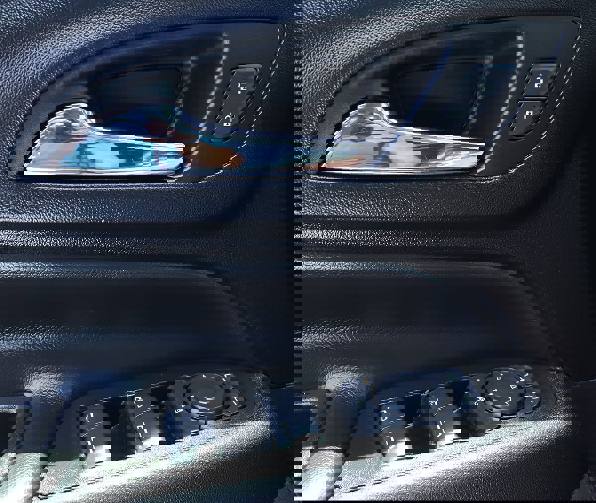 Used 2022 Chevrolet Equinox LT image 38