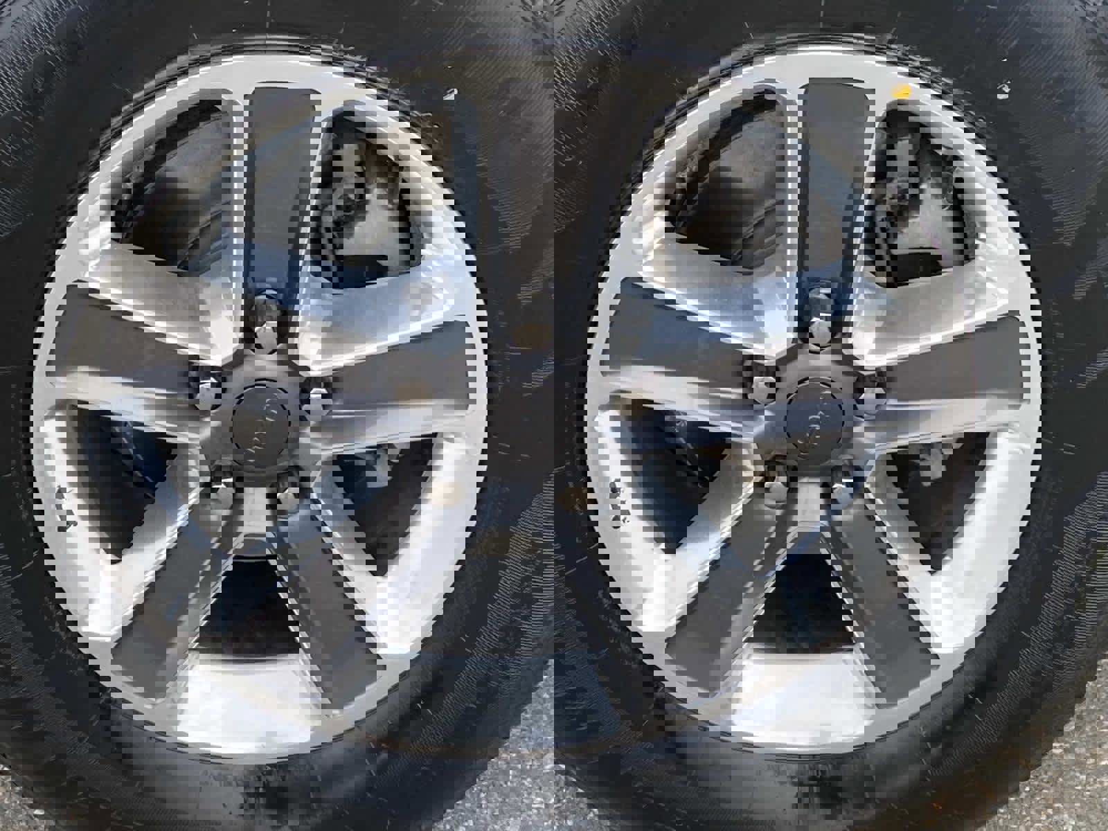 Used 2020 Jeep Wrangler Unlimited Sahara w/ Dual Top Group image 25