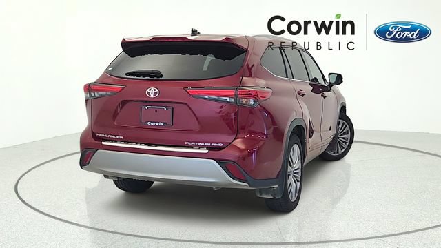 Used 2021 Toyota Highlander Platinum AWD/4WD image 5