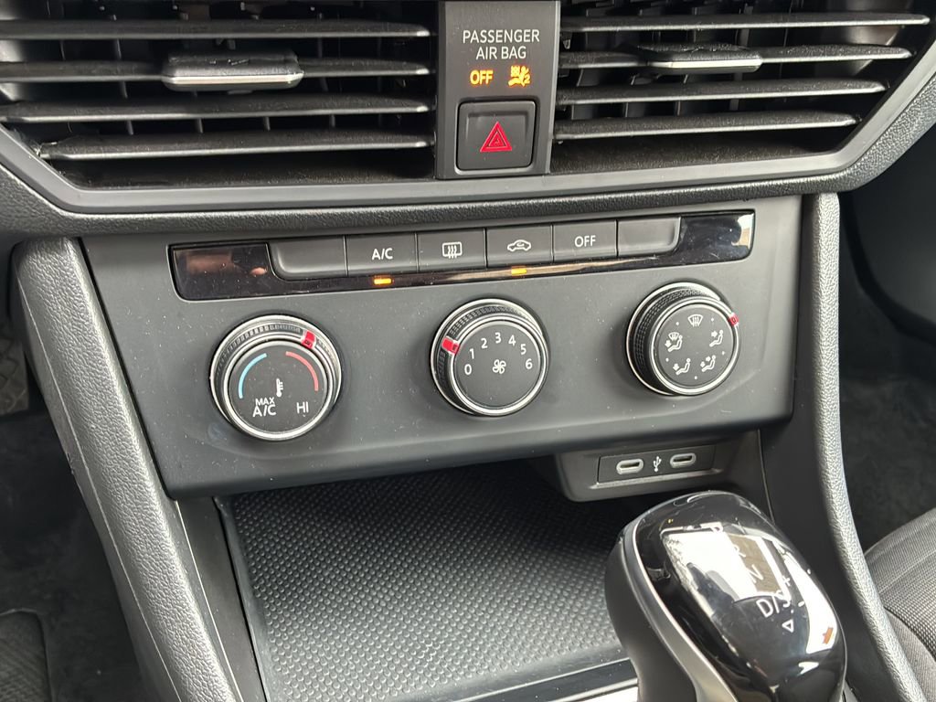 Used 2024 Volkswagen Jetta S image 24