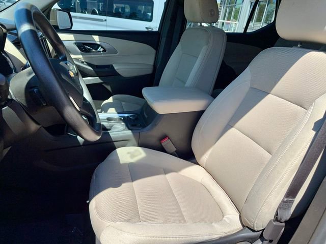 Used 2023 Chevrolet Traverse LS w/ LPO, Cargo Package AWD/4WD image 13