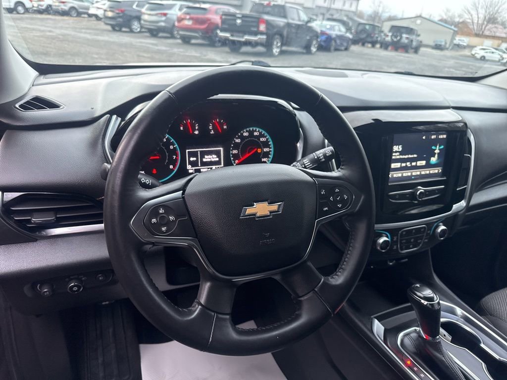 Used 2018 Chevrolet Traverse LT image 15