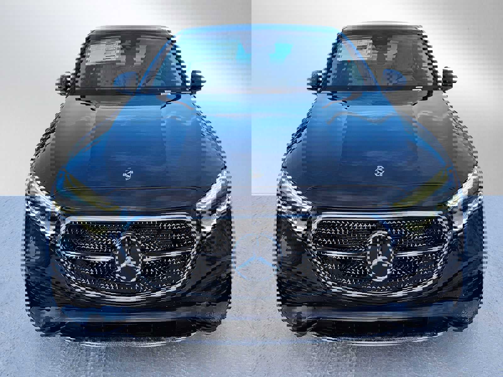 Used 2025 Mercedes-Benz E 450 4MATIC Sedan image 8