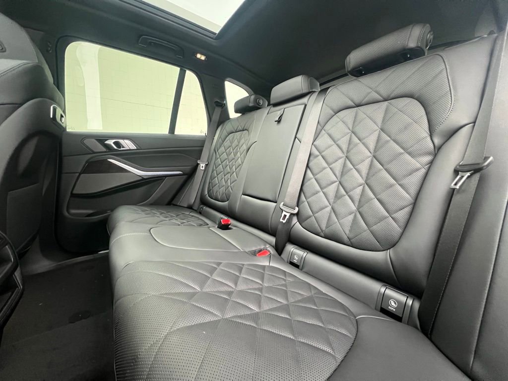 New 2026 BMW X5 xDrive50e w/ M Sport Package image 39