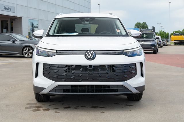 New 2026 Volkswagen Tiguan S FWD image 9