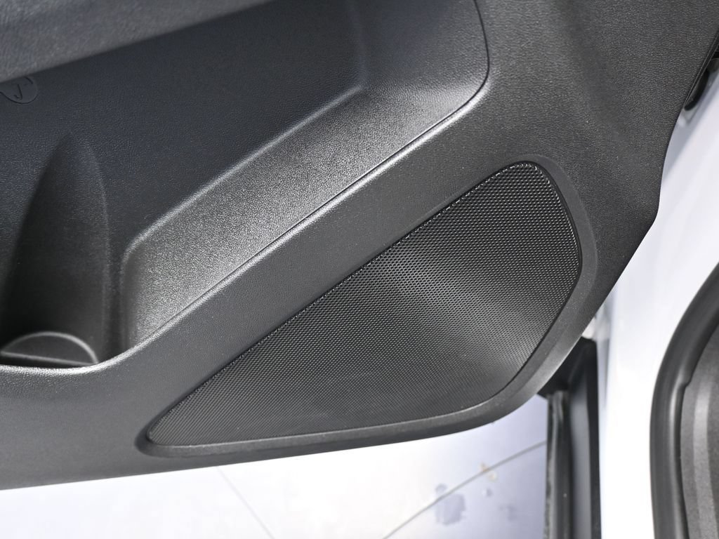 Used 2023 Chevrolet Equinox LS image 14
