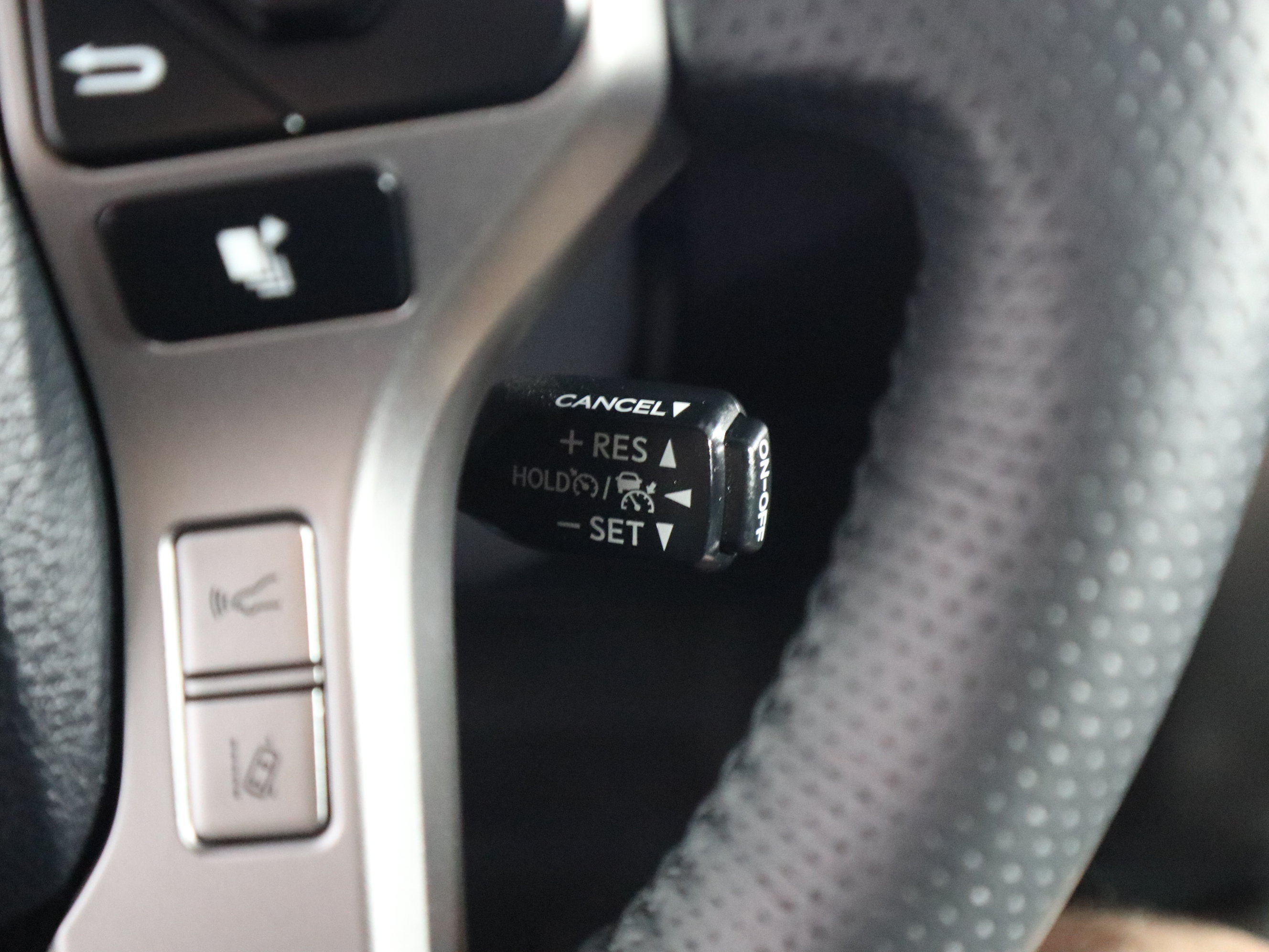 Used 2024 Toyota 4Runner TRD Sport AWD/4WD image 37