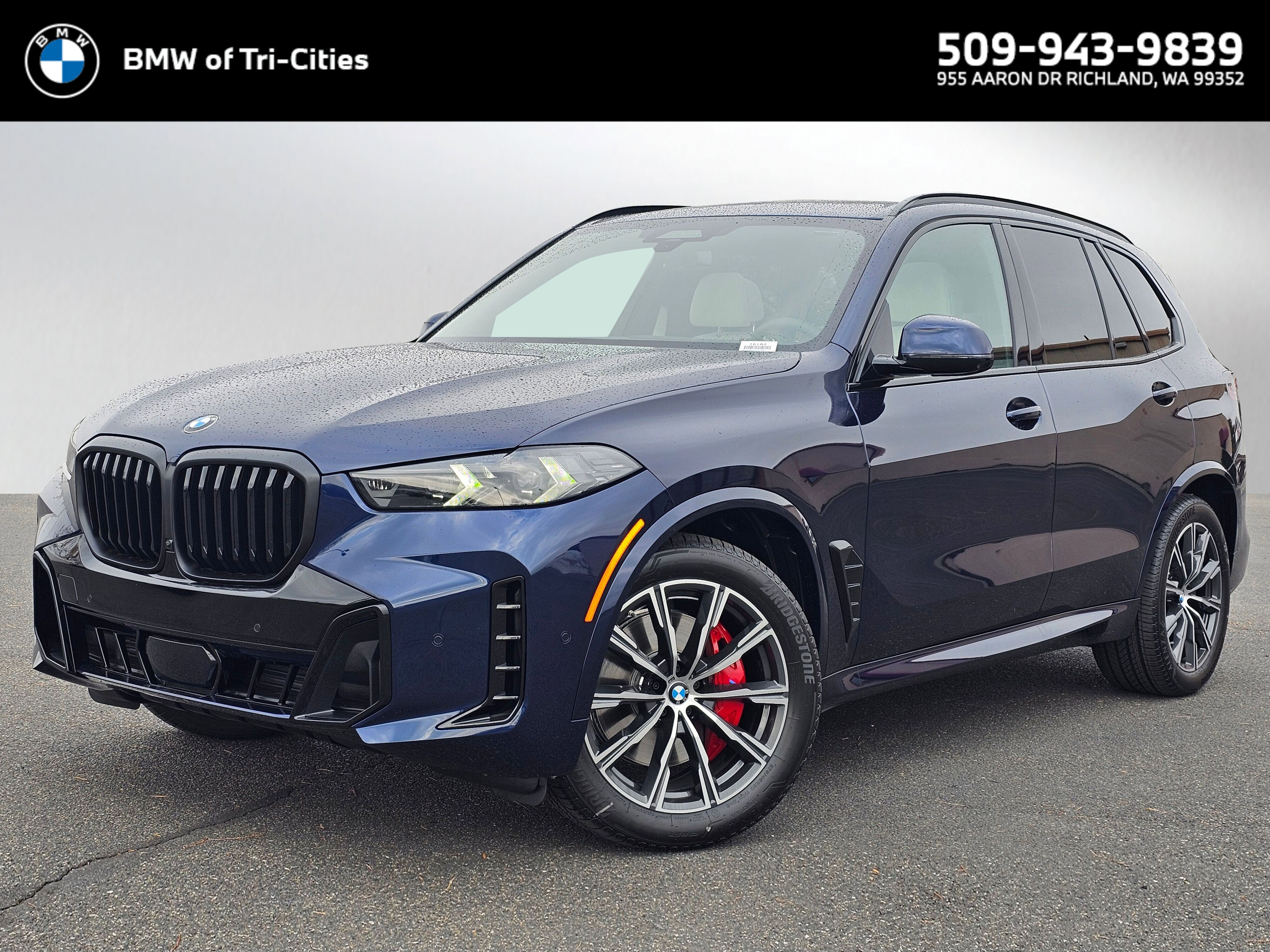 New 2026 BMW X5 xDrive40i w/ M Sport Package image 1