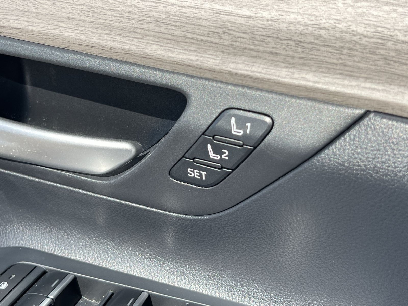 Used 2026 Toyota Grand Highlander AWD image 31