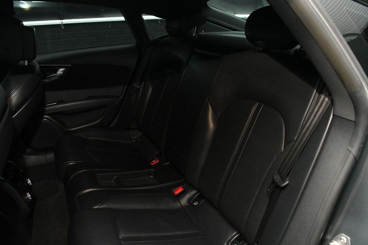 Used 2017 Audi RS 7 Performance w/ Driver Assistance Package image 37