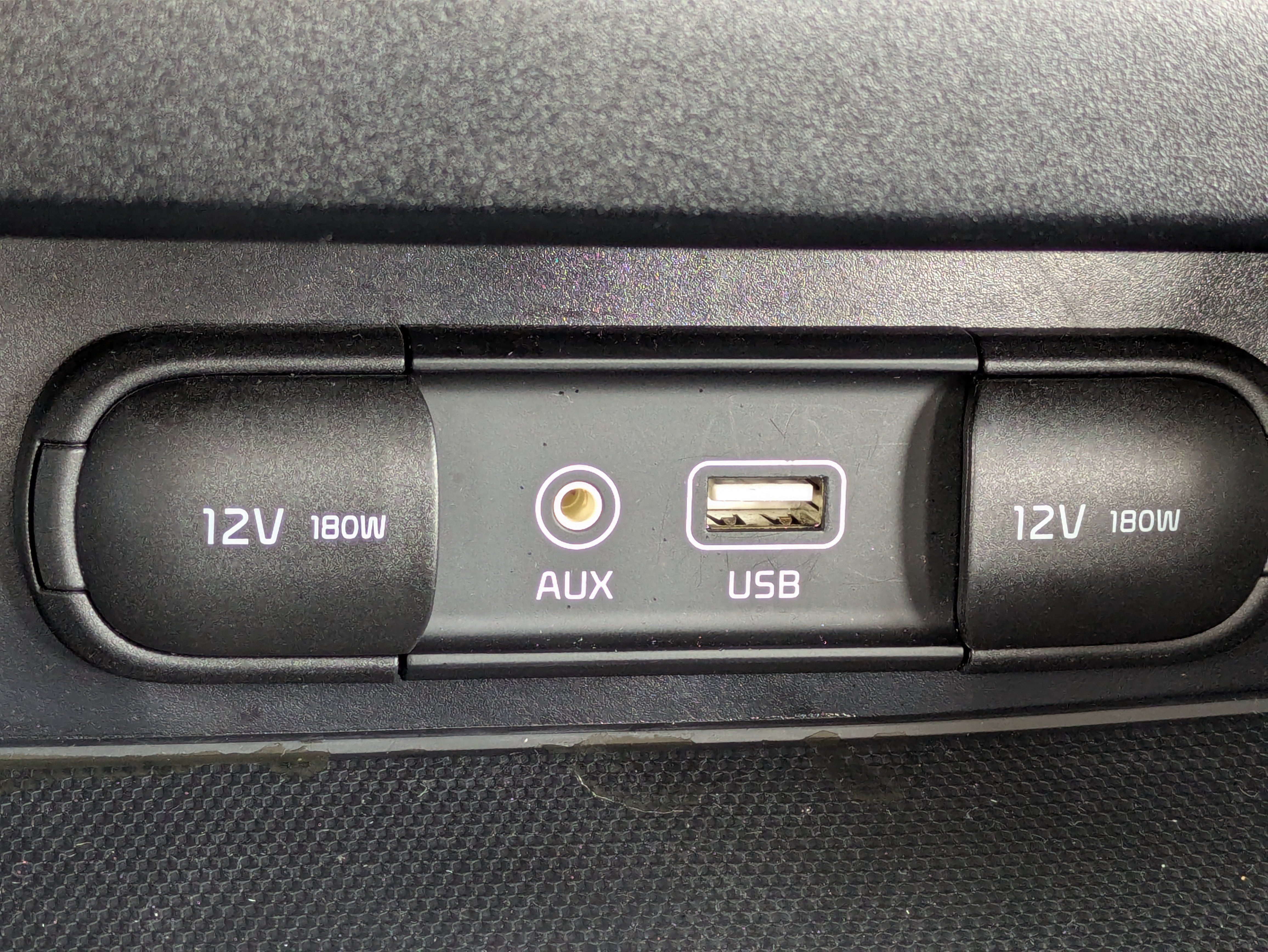 Used 2020 Kia Forte LXS FWD image 24