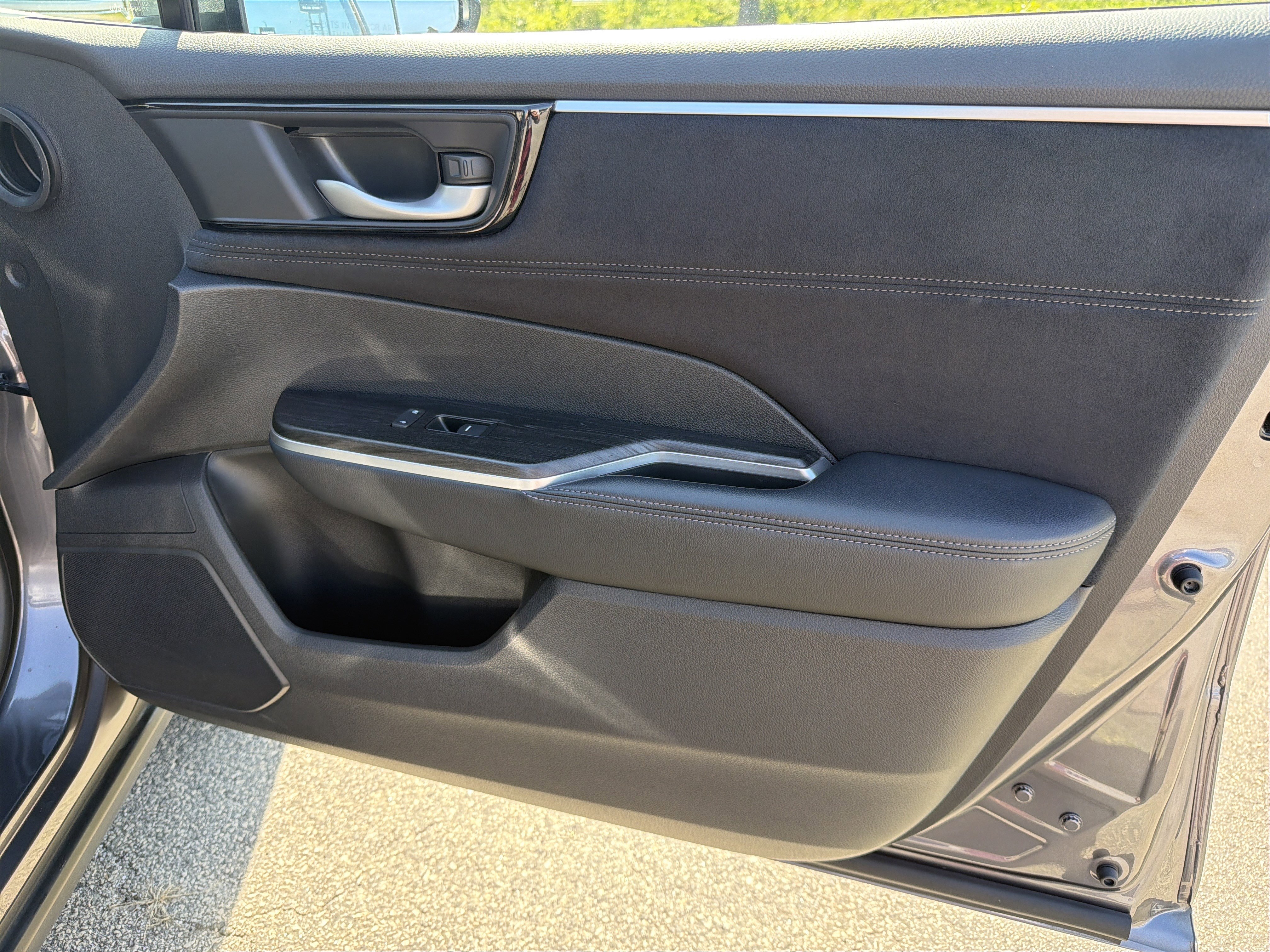 Used 2018 Honda Clarity Touring image 15