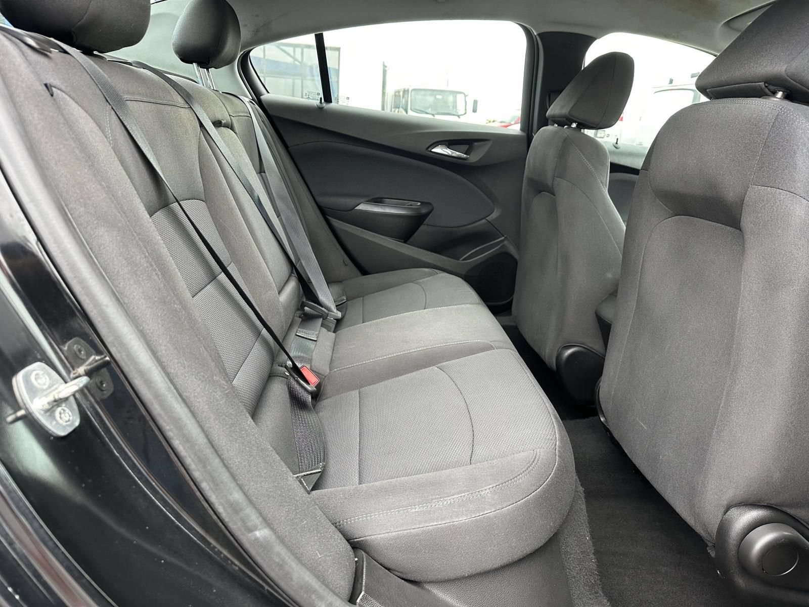Certified 2019 Chevrolet Cruze LT w/ Convenience Package FWD image 27