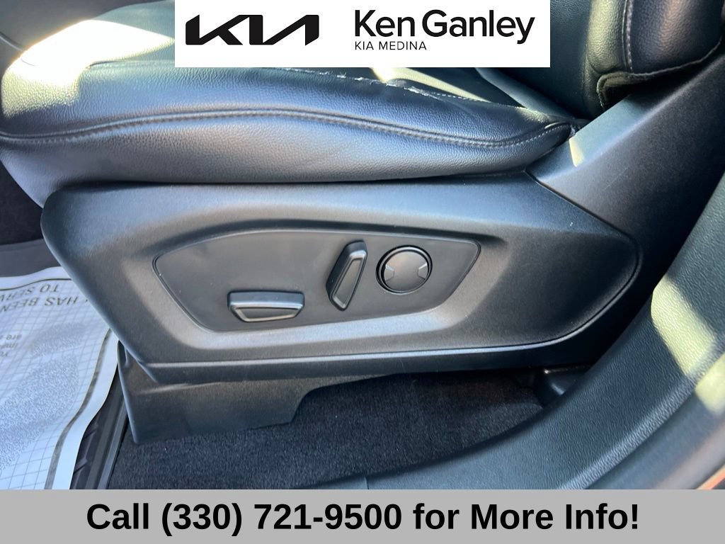 Used 2020 Ford Explorer XLT w/ Equipment Group 202A RWD image 25