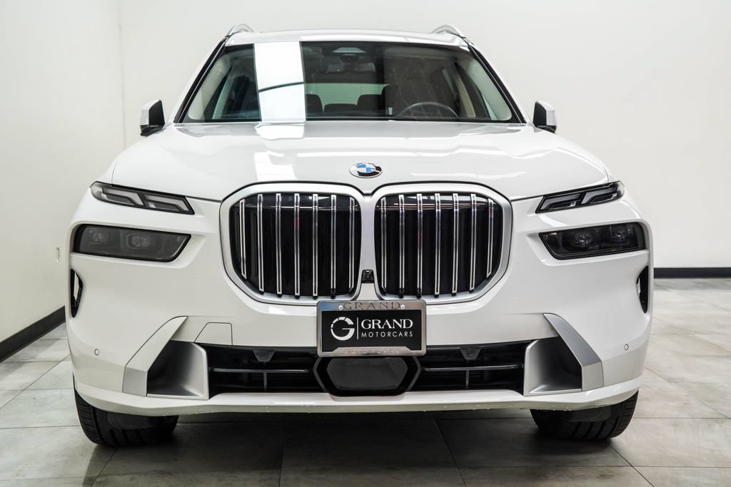 Used 2026 BMW X7 xDrive40i AWD/4WD image 6