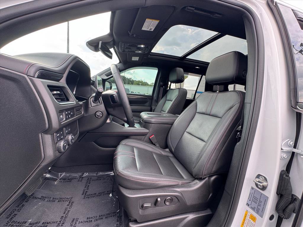 Used 2024 Chevrolet Tahoe RST w/ Luxury Package AWD/4WD image 19