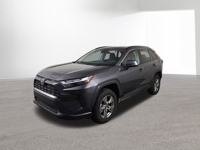 Used 2024 Toyota RAV4 XLE image 2