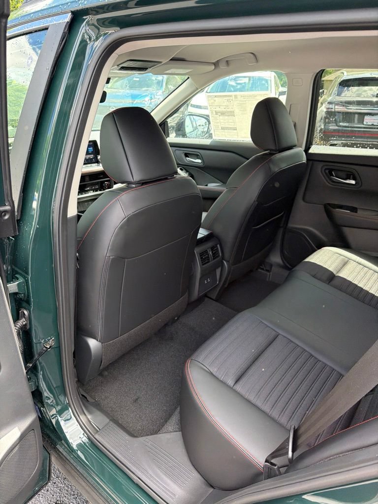 New 2026 Nissan Rogue SV w/ Rock Creek Premium Package AWD/4WD image 18