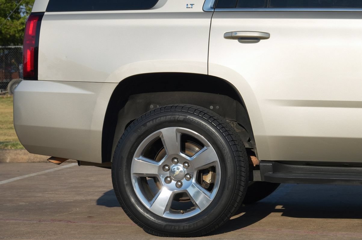 Used 2017 Chevrolet Tahoe LT w/ Luxury Package RWD image 28