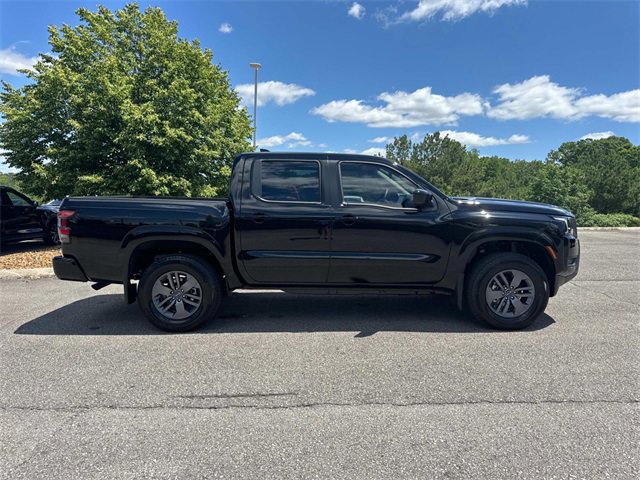 New 2025 Nissan Frontier SV image 3
