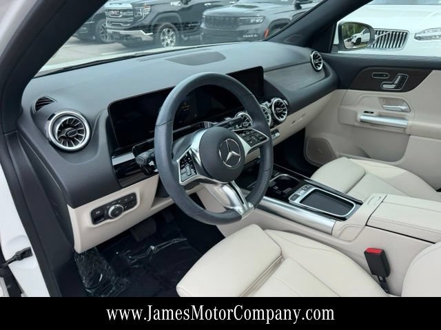 Certified 2025 Mercedes-Benz GLA 250 4MATIC image 17