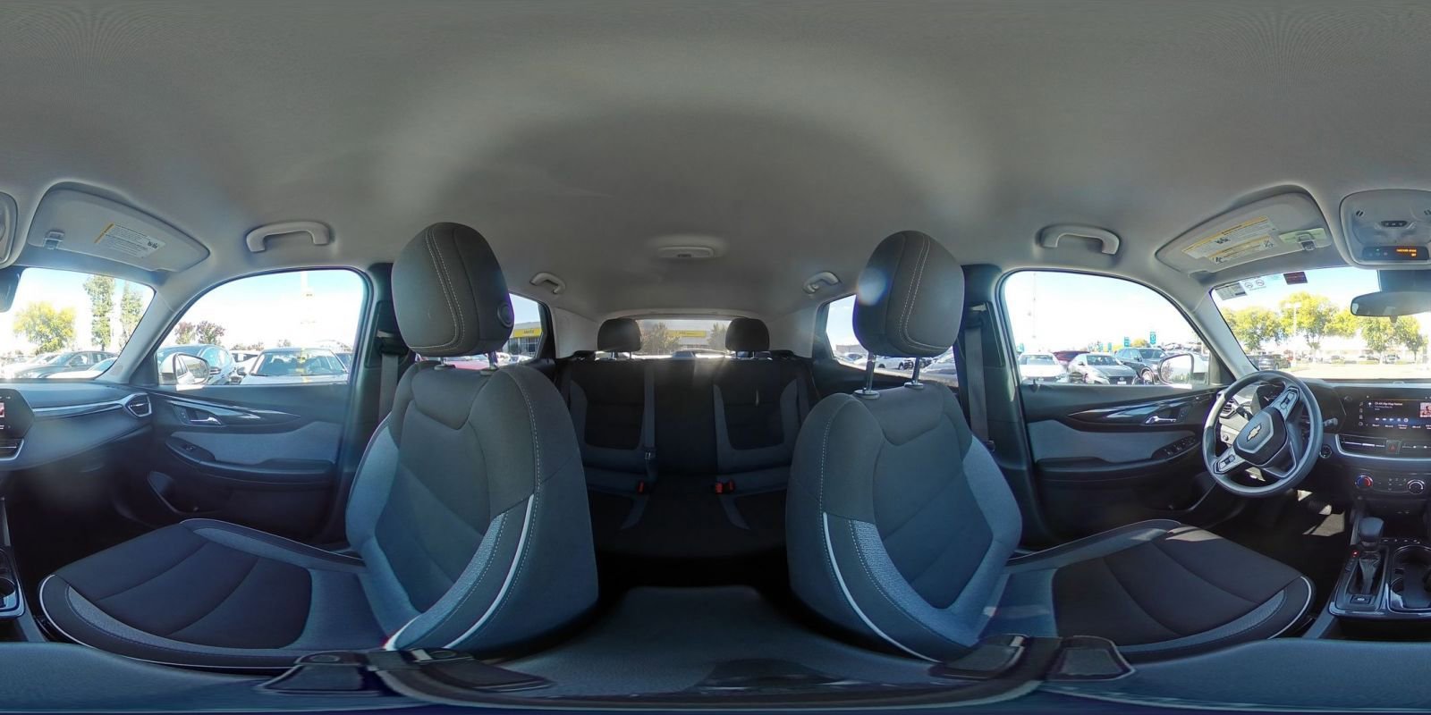 Used 2025 Chevrolet TrailBlazer LT image 39