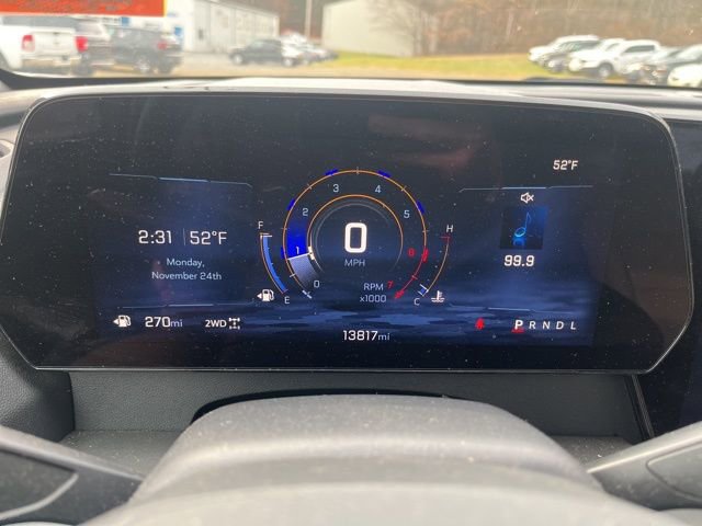 Used 2025 Chevrolet Traverse LT image 13